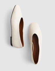 The Mylie Ballet Flat in Leather PEBBLE STONE