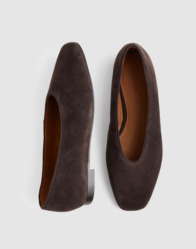 The Mylie Ballet Flat in Suede DARK CAROB