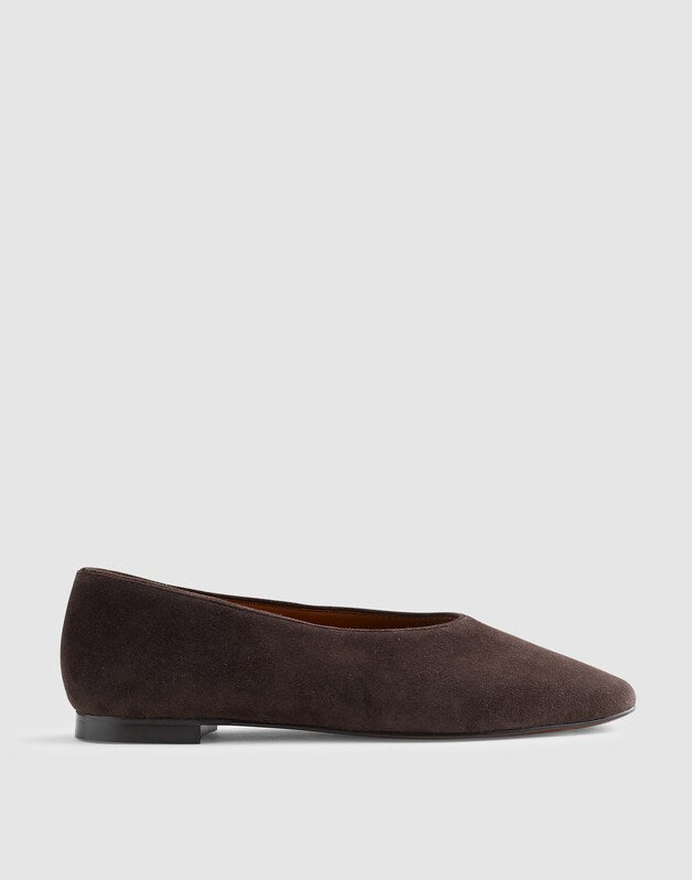 The Mylie Ballet Flat in Suede DARK CAROB