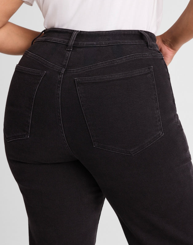 The Plus Wide-Leg Jean in Super Stretch Denim BLACK FROST