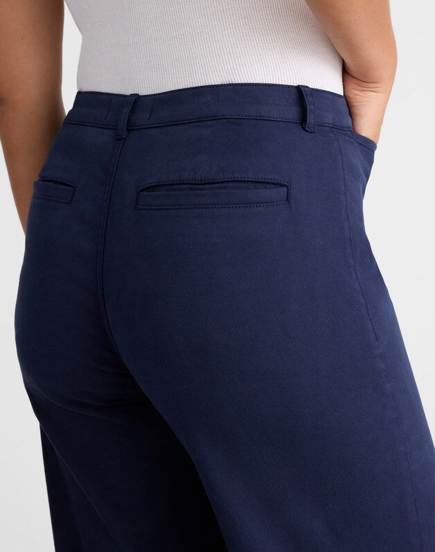 The Wide-Leg Pant in Twill MIDNIGHT NAVY