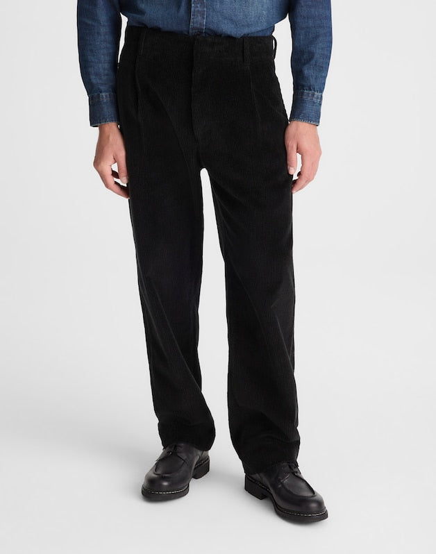Pleated Trousers in Corduroy WASHED BLACK