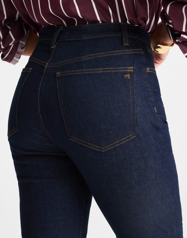 The Curvy Stretch Flare Jean in Rinse Wash RINSE WASH