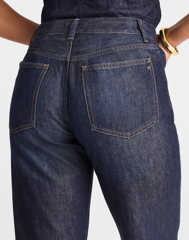 The Petite Curvy Dean Easy Straight Jean in SoftDrape FOUNDRY WASH