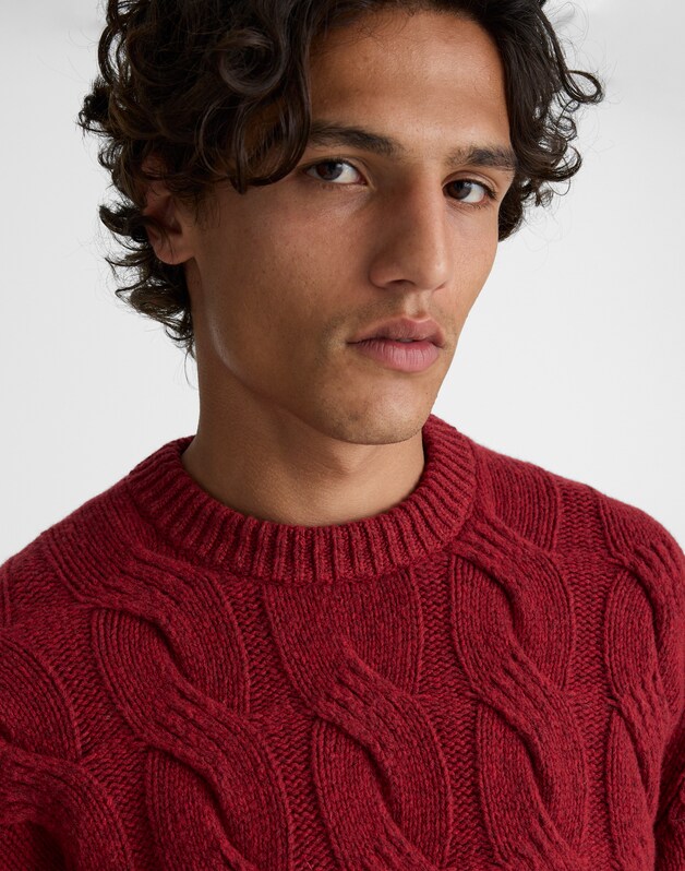 Cable-Knit Crewneck Sweater HEATHER GARNET