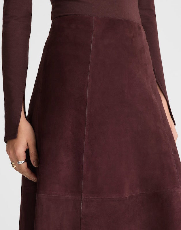 Seamed Midi Skirt in Suede DEEP PLUM