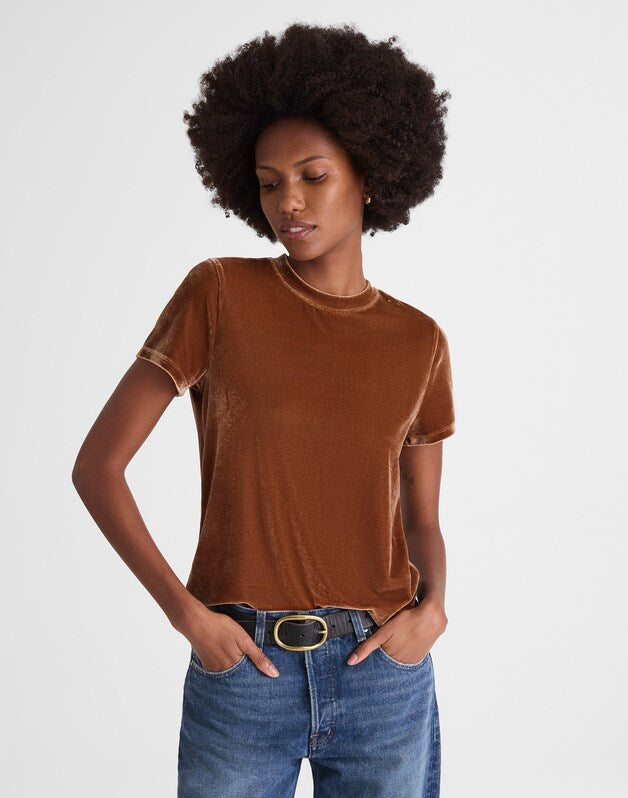The Relaxed Tee in Velvet PECAN SHELL