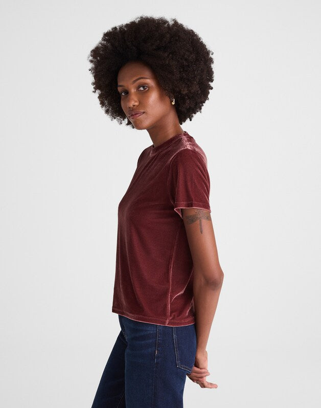 The Relaxed Tee in Velvet SPICY RAISIN