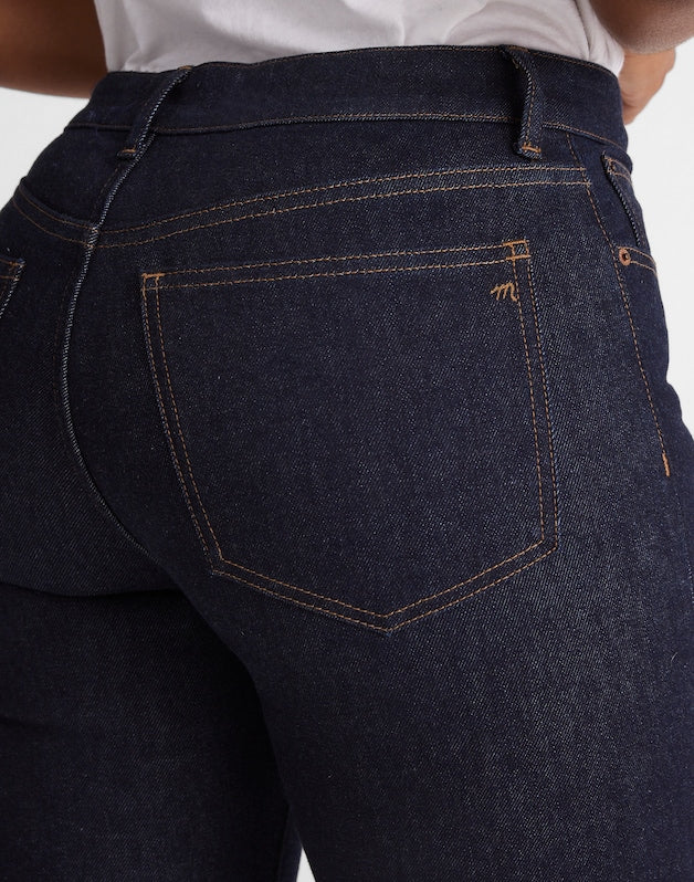 The Curvy Jules Slim-Straight Jean in Rinse Wash RINSE WASH