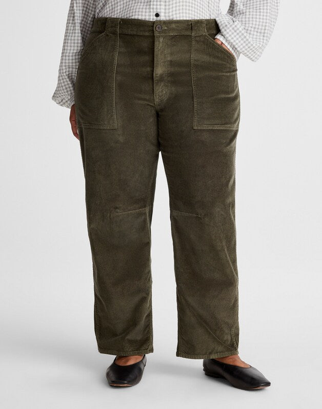 The Plus Darted Barrel-Leg Utility Pant in Corduroy MIDNIGHT OLIVE