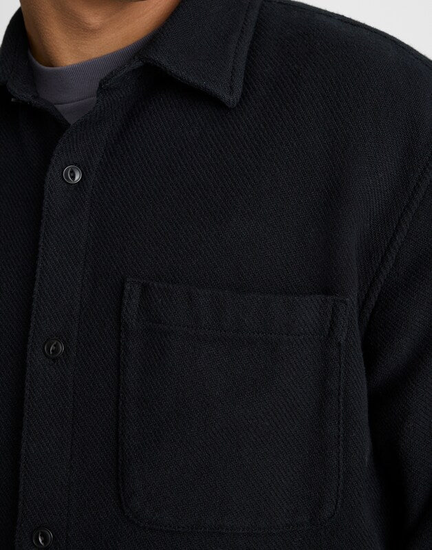 Button-Up Shirt in Midweight Flannel JET BLACK