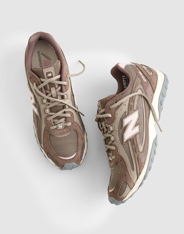 New Balance&reg; 204L Sneakers BROWN