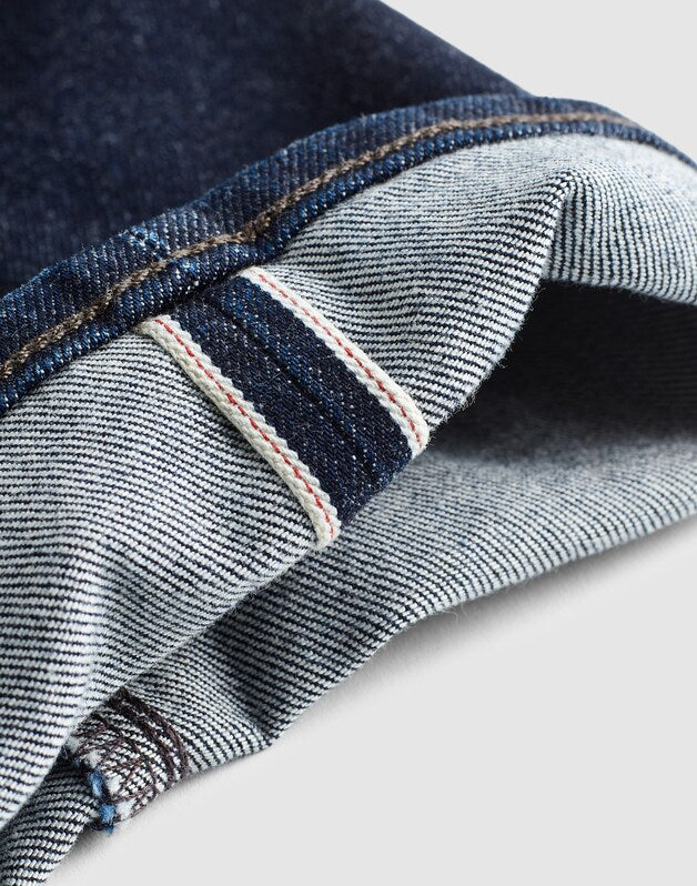 The Slim Straight Jean in Comfort Selvedge RINSE