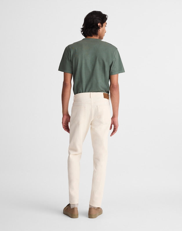 Relaxed Taper Jeans in Comfort Selvedge ECRU