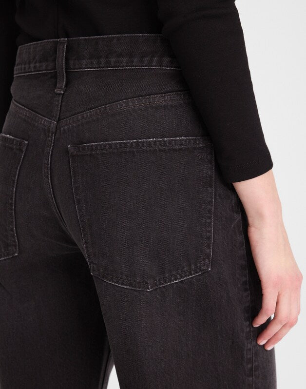 The Long Essex Short ASHEN BLACK WASH