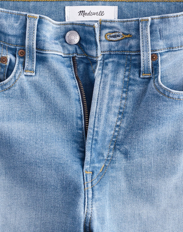The Short Wide-Leg Jean in Super Stretch Denim COASTAL BLUE WASH