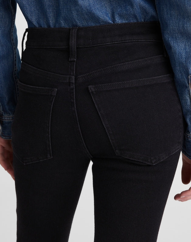 The Short Flare Crop Jean BLACK FROST