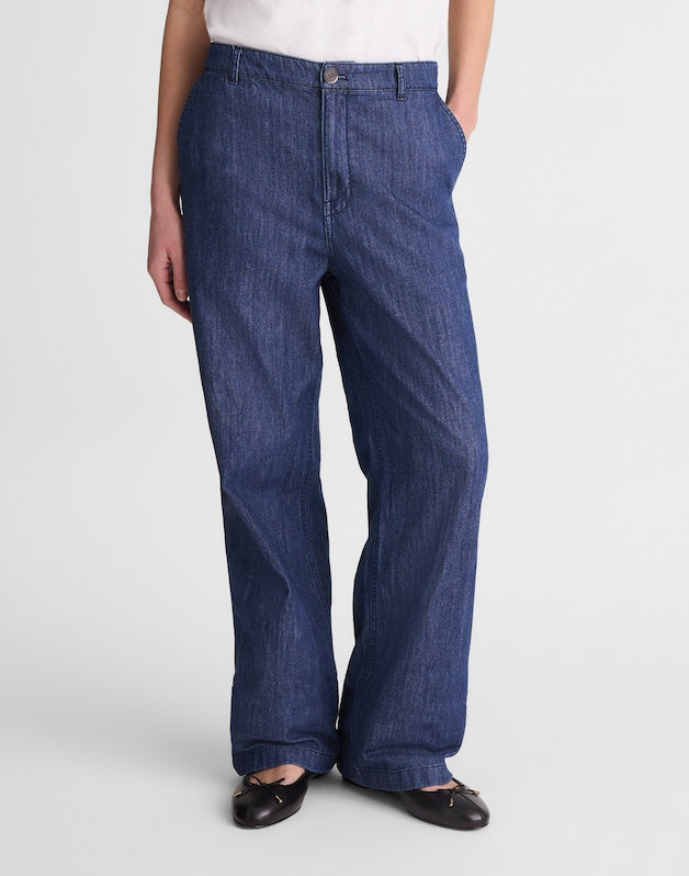 The Short Zoe Relaxed Straight Denim Pant LIGHT RINSE