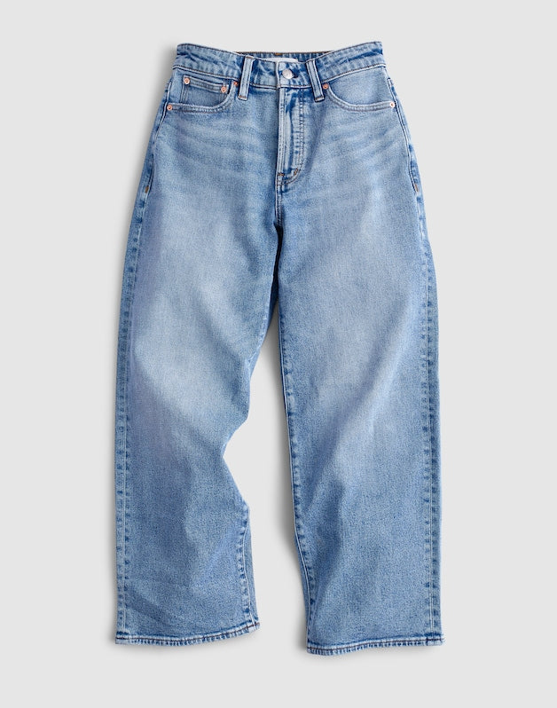 The Curvy Perfect Vintage Wide-Leg Crop Jean RAEBROOK WASH