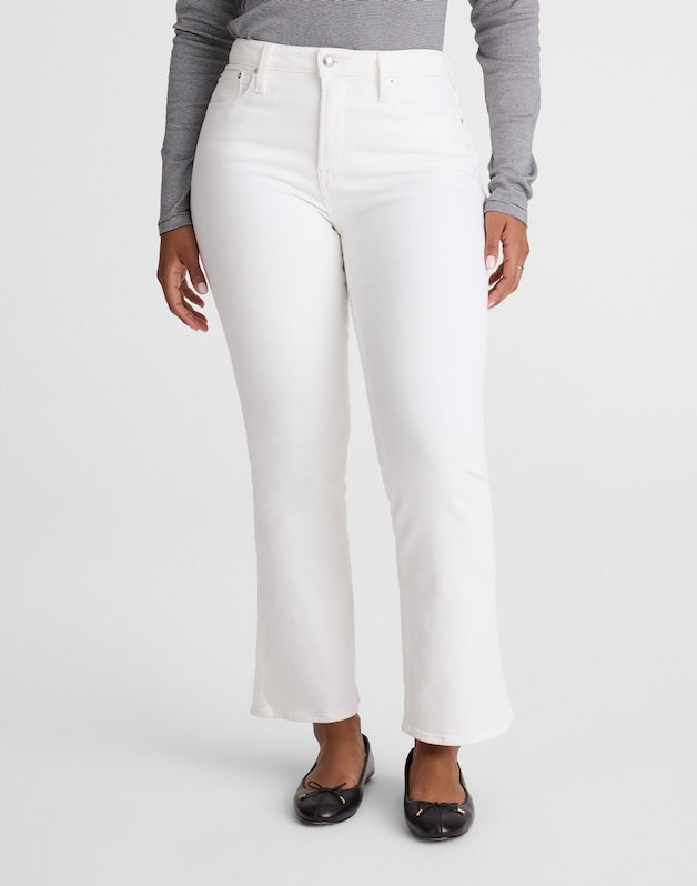 The Curvy Flare Crop Jean in Super Stretch Denim TILE WHITE