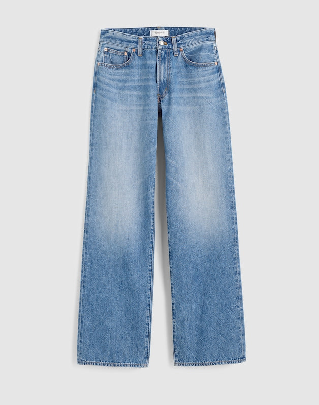 The Curvy Low-Rise Loose Jean in Midvale Wash MIDVALE WASH
