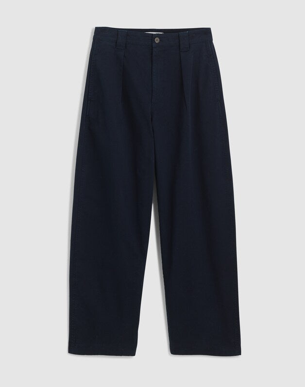 The Barrel-Leg Chino Pant CLASSIC NAVY