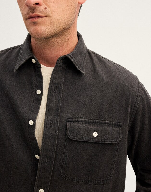 Single-Pocket Shirt in SoftFade Denim DRAUGHTON WASH