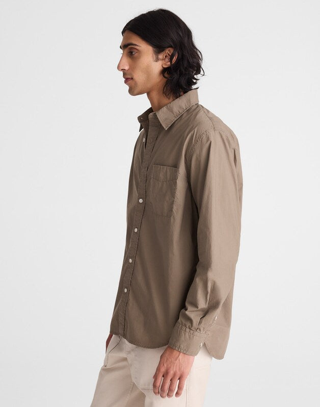 Button-Up Shirt in Crisp Poplin DARK DRIFTWOOD