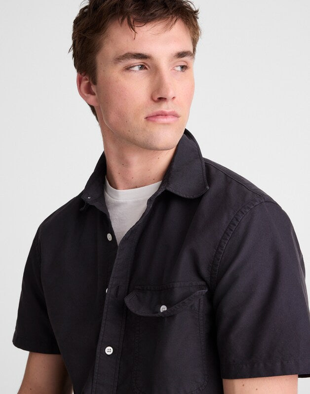 Short-Sleeve Single-Pocket Shirt in Allday Oxford LICORICE