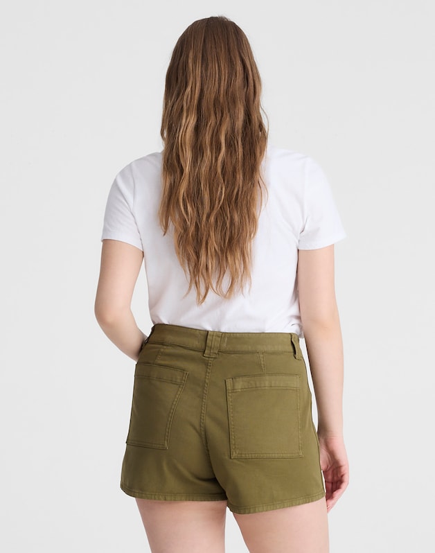 The Curvy Perfect Vintage Utility Short CHATEAU OLIVE