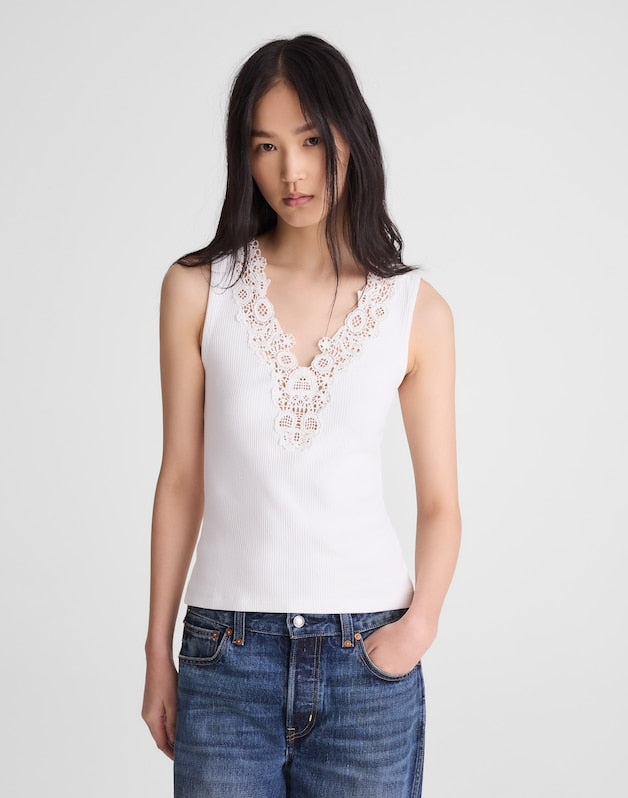 Lace-Trim V-Neck Tank WHITE