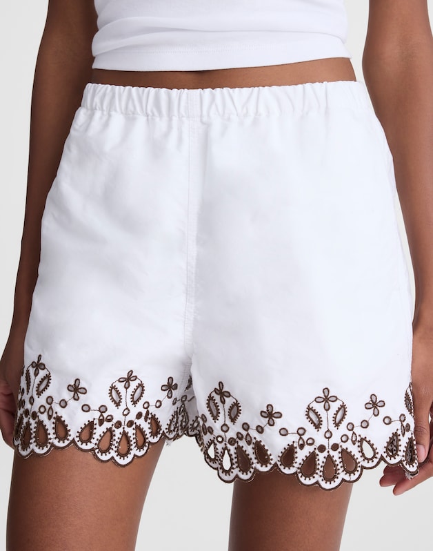 Embroidered Pull-On Shorts in Poplin WHITE