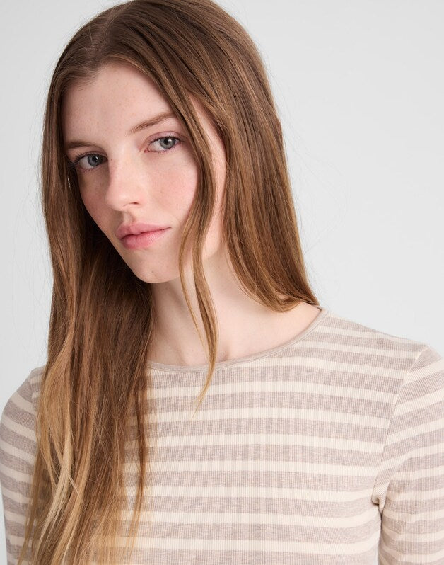 The 9-9 Short-Sleeve Tee in LuxeRib COASTAL DUNE