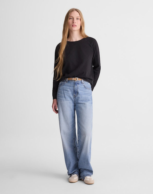 The Relaxed Raglan Tee in Vintage Jersey BLACK COAL