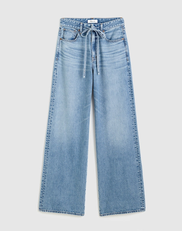 The Curvy Ultimate Wide-Leg Jean in Airy Denim RAEBROOK WASH