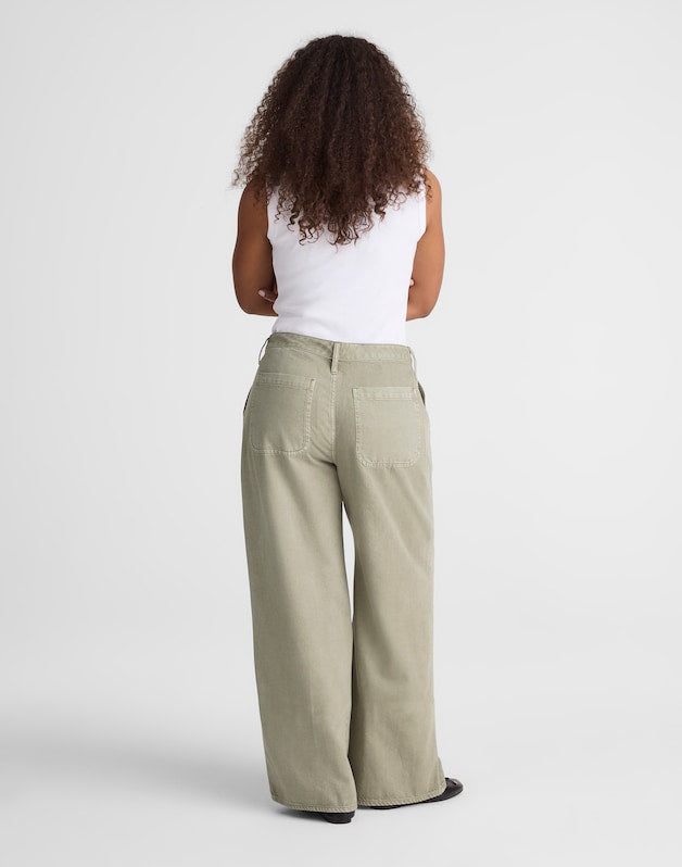 The Curvy Ultimate Wide-Leg Pant in Airy Denim SAGEBRUSH
