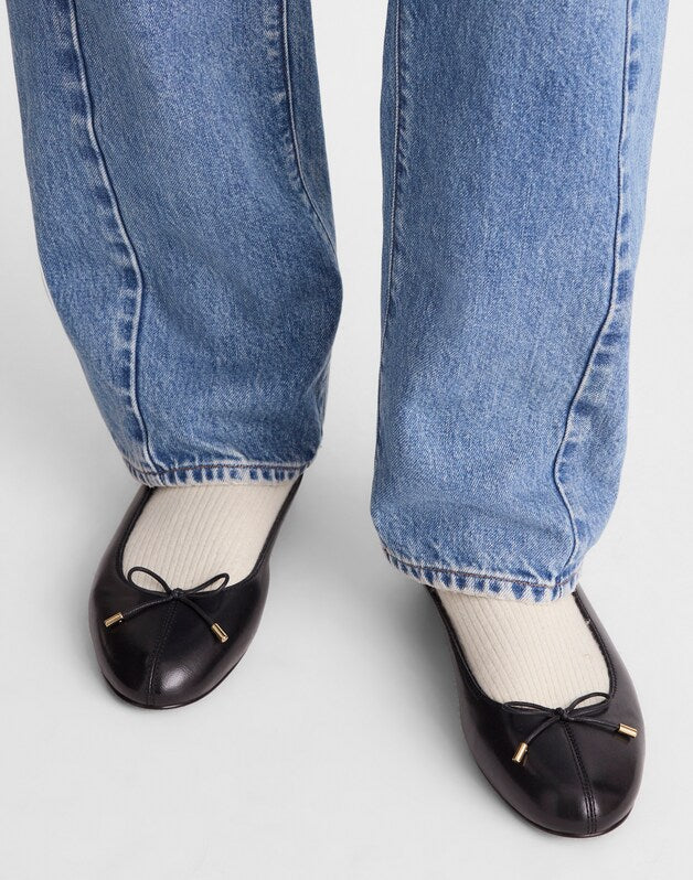 The Hester Flat TRUE BLACK