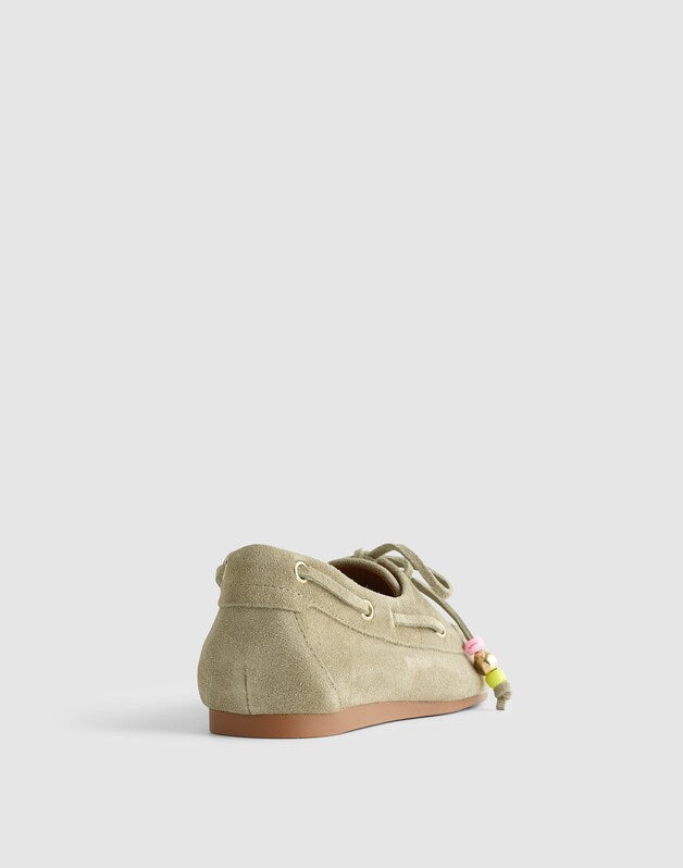 The Jamie Boat Shoe in Suede PALE FATIGUE