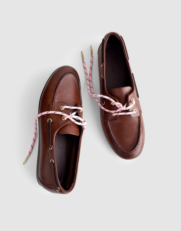 The Jamie Boat Shoe in Leather CHERRY WOOD