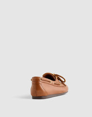 The Jamie Boat Shoe in Leather DAREST BROWN