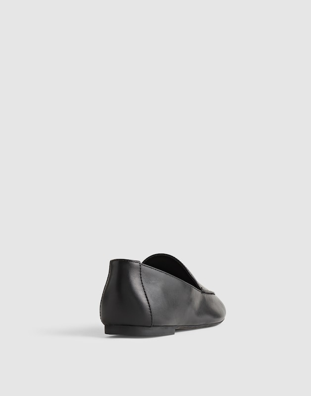 The Dolli Loafer in  Glove Leather TRUE BLACK