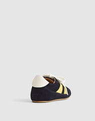 The Oaklynne Sneaker NIGHT VISION MULTI