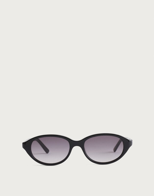 The Solina Oval Sunglasses TRUE BLACK