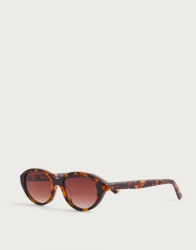 The Solina Oval Sunglasses AFTERGLOW RED TORT
