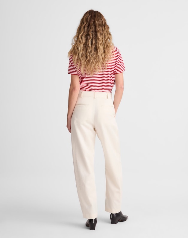The Short Barrel-Leg Pant in Drapey Twill VINTAGE IVORY