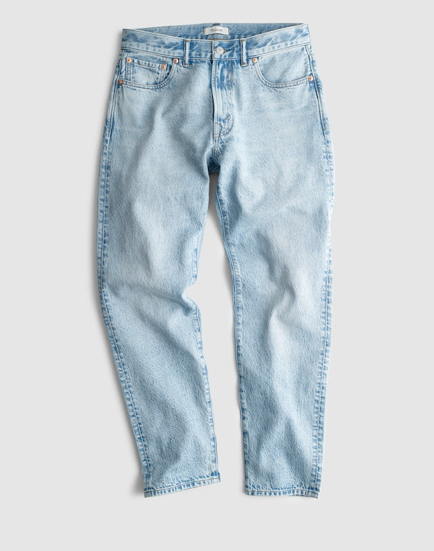 Relaxed Taper Jeans in Summerweight Denim IRWIN WASH
