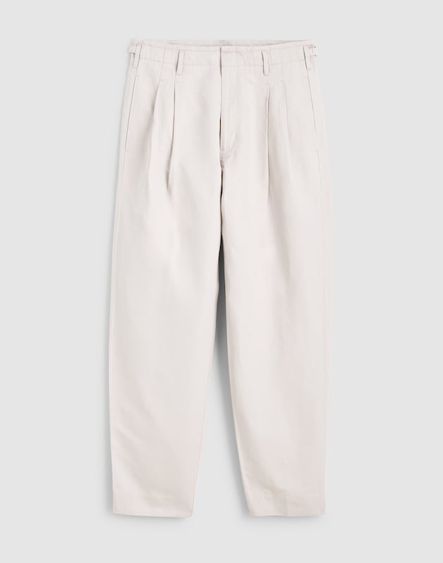 Double-Pleated Trousers in Meridian Linen Blend FORM GREY