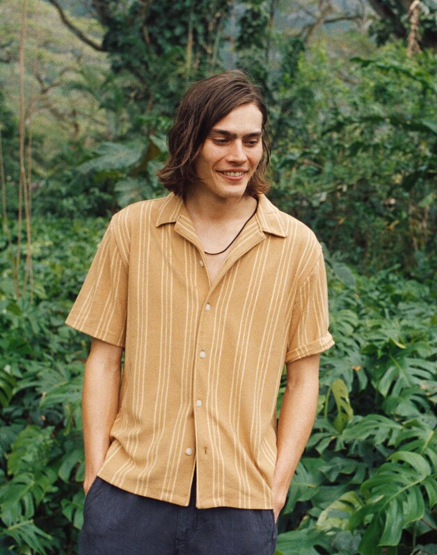 The Camp Shirt in Seaport Terry GOLDEN KHAKI