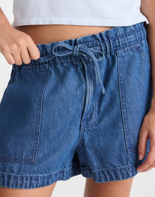 Pull-On Utility Shorts in Airy Denim MARINA BLUE