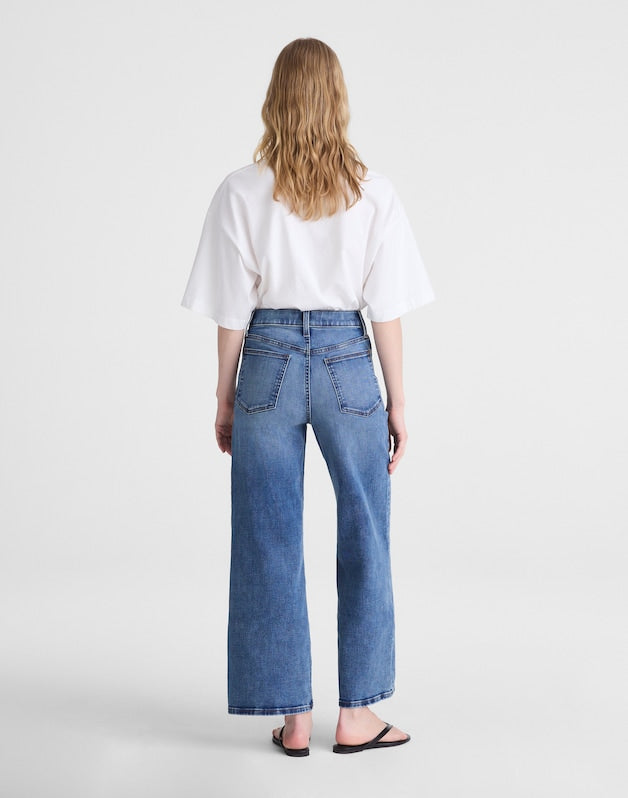 The Tall Wide-Leg Crop Jean in Super Stretch Denim ONEIDA WASH